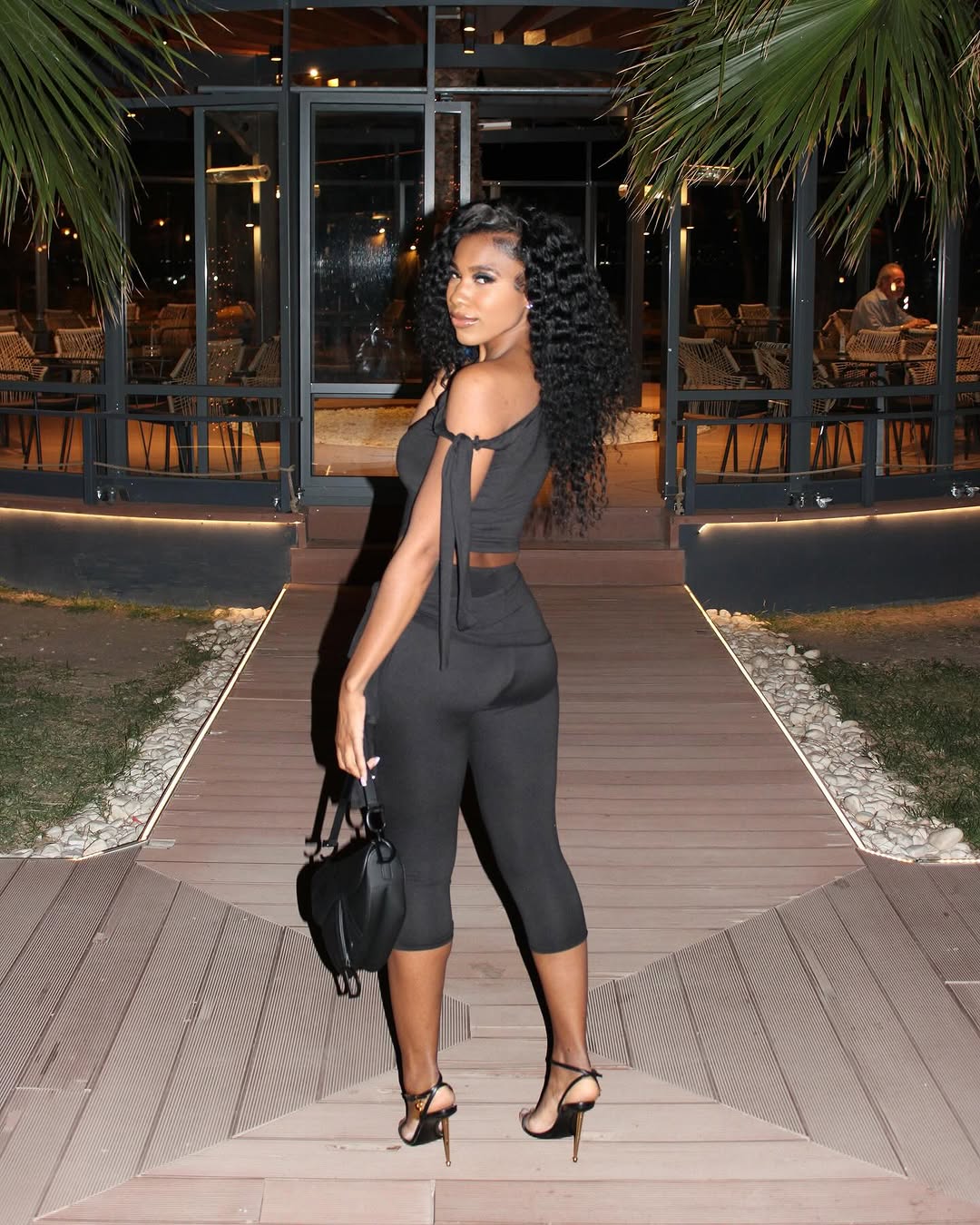 Taylor Capri Set (Black)